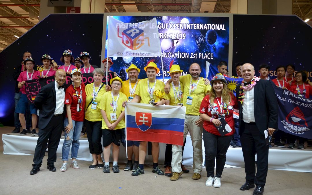 Svetové kolo FIRST LEGO LEAGUE  –  deti z Vrakune úspešne reprezentovali Slovensko!
